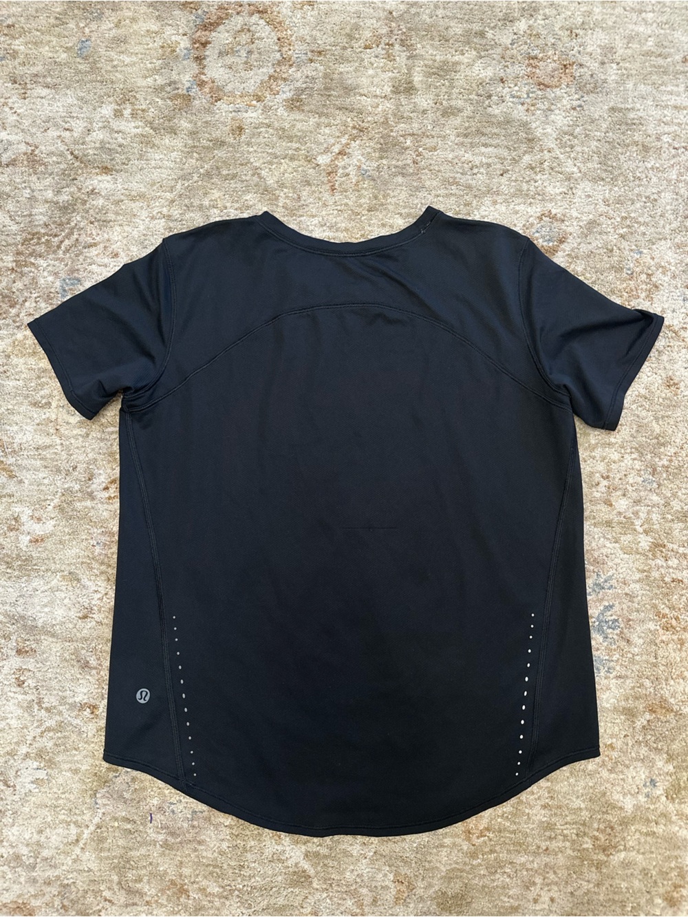 lululemon athletica Black Short Sleeve Tee